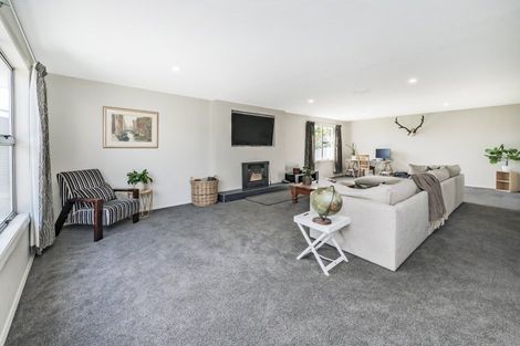 Photo of property in 24 North Terrace, Darfield, 7510