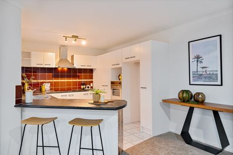 Photo of property in 3 Fleetwood Drive, Henderson, Auckland, 0612