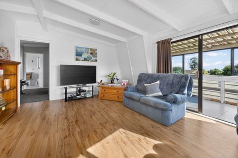 Photo of property in 2/2 Nikau Street, Stoke, Nelson, 7011