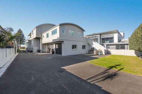 Photo of property in 198 Marine Parade, Mount Maunganui, 3116