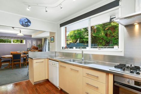 Photo of property in 23 Vista Crescent, Maoribank, Upper Hutt, 5018