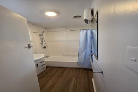 Photo of property in 565 Cranford Street, Papanui, Christchurch, 8052