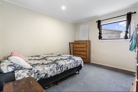 Photo of property in 16 Toatoa Place, Mangere Bridge, Auckland, 2022
