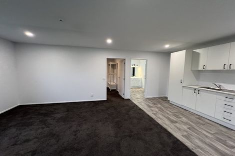 Photo of property in 171 Boord Crescent, Kumeu, 0891
