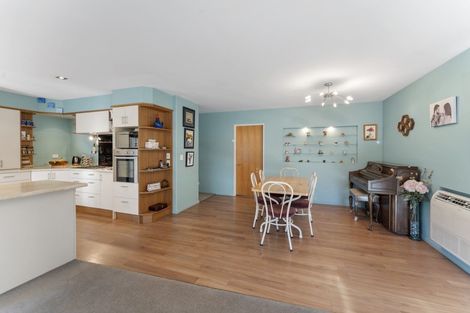 Photo of property in 15 Saddleback Green, Halswell, Christchurch, 8025