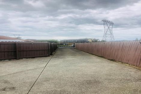 Photo of property in 41 Carrick Glen Avenue, Flat Bush, Auckland, 2019