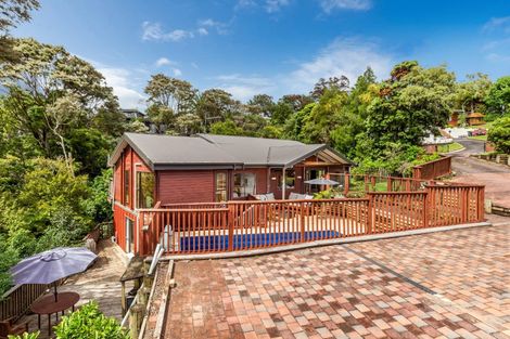 Photo of property in 233 Golf Road, Titirangi, Auckland, 0604