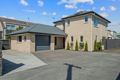 Photo of property in 49 Trafalgar Street, St Albans, Christchurch, 8014