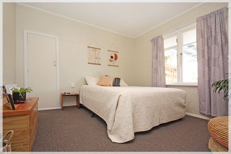 Photo of property in 30 The Avenue, Levin, 5510