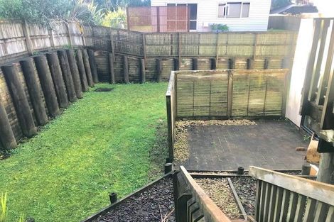 Photo of property in 39 Makora Road, Massey, Auckland, 0614