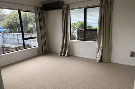 Photo of property in 67 Hyperion Drive, Randwick Park, Auckland, 2105