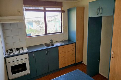 Photo of property in 27 Mary Huse Grove, Manor Park, Lower Hutt, 5019