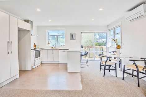 Photo of property in 14 Belmont Terrace, Milford, Auckland, 0620