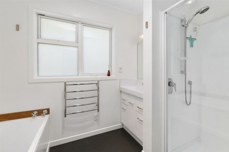 Photo of property in 53 Chesterton Street, Johnsonville, Wellington, 6037