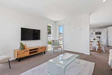 Photo of property in 174 Doncaster Drive, Papamoa Beach, Papamoa, 3118