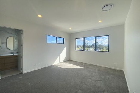 Photo of property in 1 Green Bamboo Road, Hobsonville, Auckland, 0616