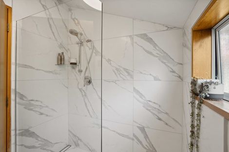 Photo of property in 15b Heuchan Lane, Wanaka, 9305