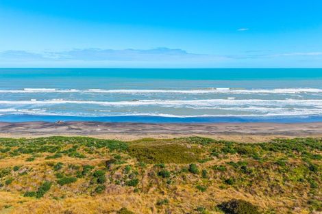 Photo of property in 43 Longbeach Drive, Castlecliff, Whanganui, 4501
