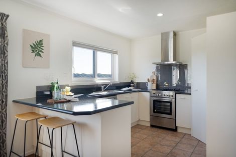 Photo of property in 27b Kentwood Drive, Woodridge, Wellington, 6037