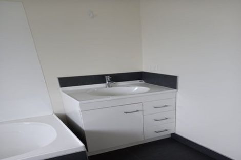 Photo of property in 6 Glen Norman Avenue, Henderson, Auckland, 0610