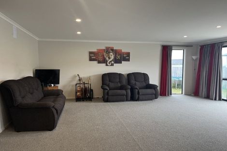 Photo of property in 168 Navigation Drive, Whitby, Porirua, 5024