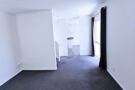 Photo of property in 33u2 Hawker Street, Mount Victoria, Wellington, 6011