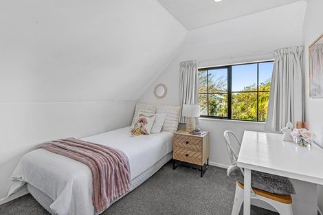 Photo of property in 17 Noumea Place, Mairangi Bay, Auckland, 0630