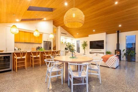 Photo of property in 58 Muri Road, Pukerua Bay, 5026