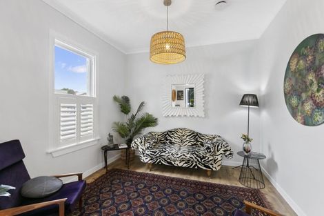 Photo of property in 40 Rua Street, Lyall Bay, Wellington, 6022