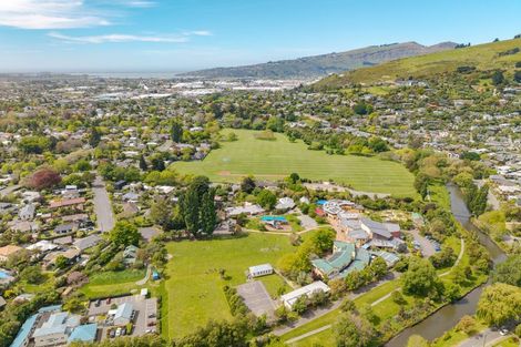 Photo of property in 60 Wilsons Road, Saint Martins, Christchurch, 8022