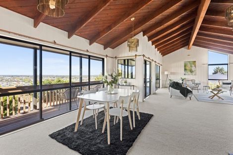 Photo of property in 35 Cumberland Rise, Taradale, Napier, 4112