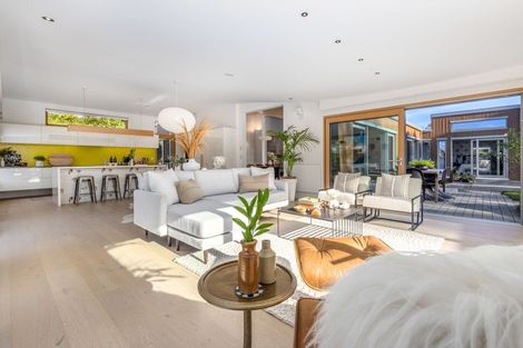 Photo of property in 3 Bressay Way, Waikanae, 5036