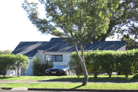 Photo of property in 11 Murvale Drive, Bucklands Beach, Auckland, 2014