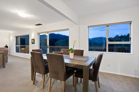 Photo of property in 306 South Makara Road, Makara, Karori, 6972