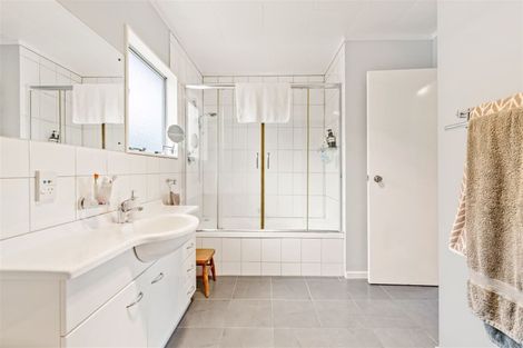 Photo of property in 58 Hindmarsh Street, Henderson, Auckland, 0612