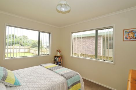 Photo of property in 13 Tasman Street, Opunake, 4616