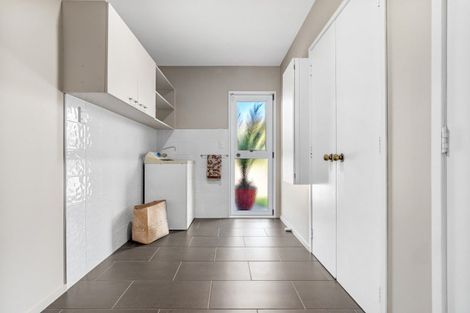 Photo of property in 6r Cherry Way, Bethlehem, Tauranga, 3110