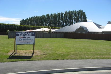 Photo of property in 4 Royal Court, Northwood, Christchurch, 8051