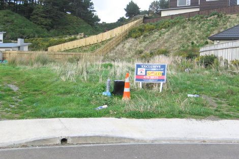 Photo of property in 7 Halewood Grove, Churton Park, Wellington, 6037