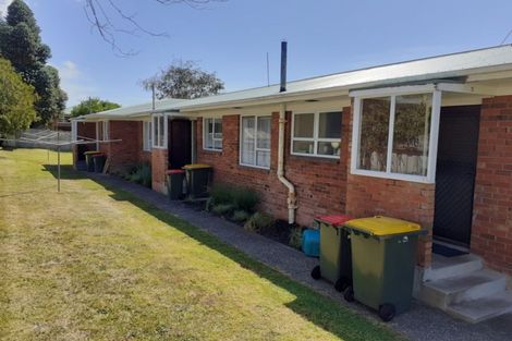 Photo of property in 2/10 Olympic Place, Papakura, 2110