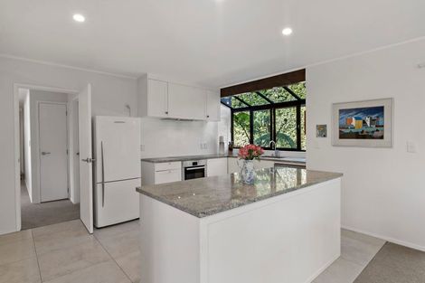 Photo of property in 2/42 Beulah Avenue, Rothesay Bay, Auckland, 0630