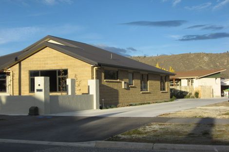 Photo of property in 49b Brandon Street, Alexandra, 9320