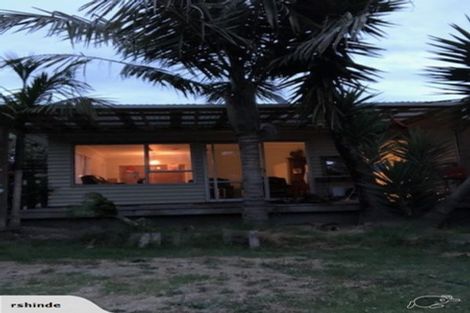 Photo of property in 4 Kaurilands Road, Titirangi, Auckland, 0604