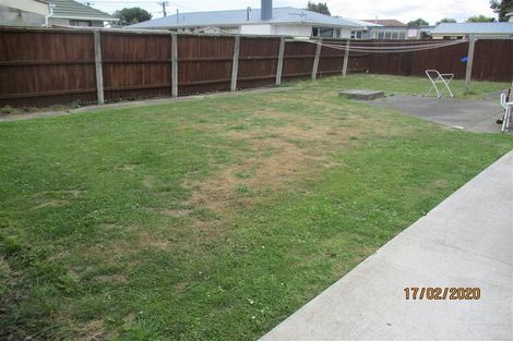 Photo of property in 92 Frensham Crescent, Woolston, Christchurch, 8062