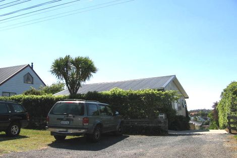 Photo of property in 899 East Coast Road, Northcross, Auckland, 0632