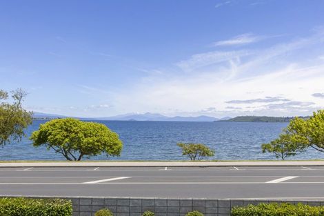 Photo of property in 110 Lake Terrace, Taupo, 3330