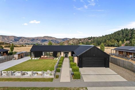 Photo of property in Luggate Park, 36 Cooper Crescent, Luggate, Cromwell, 9383