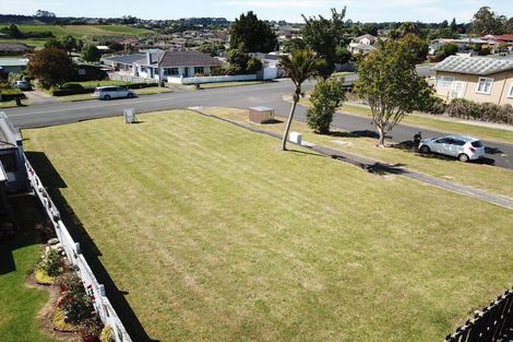 Photo of property in 1 Chaytor Street, Te Puke, 4410