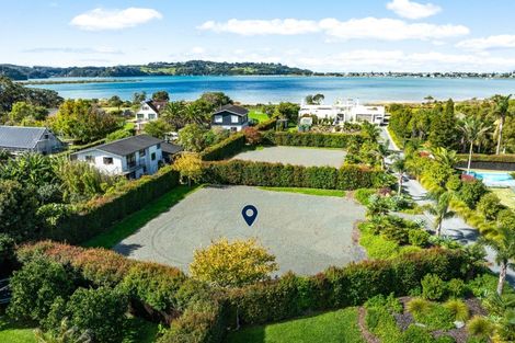 Photo of property in 46 Waimanu Place, Point Wells, 0986