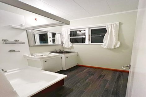 Photo of property in 1/81 Victoria Street, Alicetown, Lower Hutt, 5010